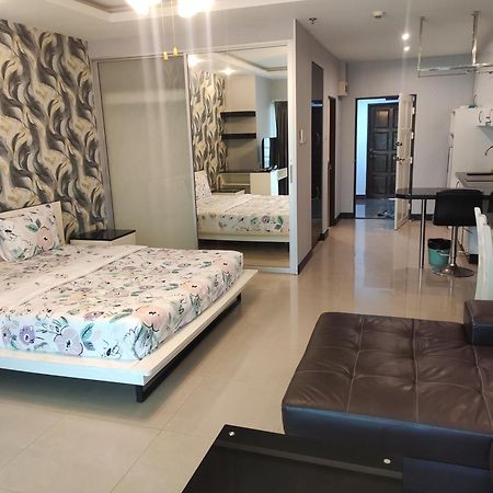 View Talay 6 Pattaya Beach By Anatolia Condo Suite Buitenkant foto