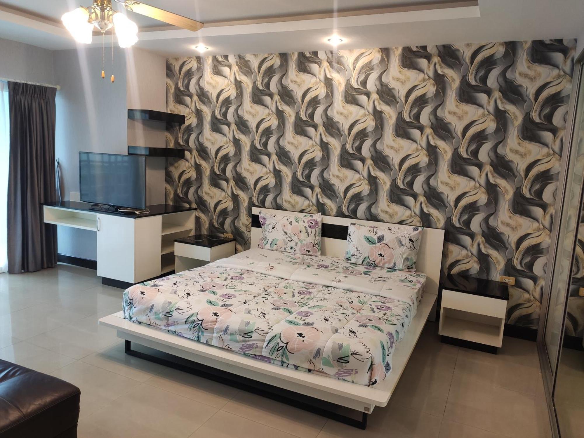 View Talay 6 Pattaya Beach By Anatolia Condo Suite Buitenkant foto