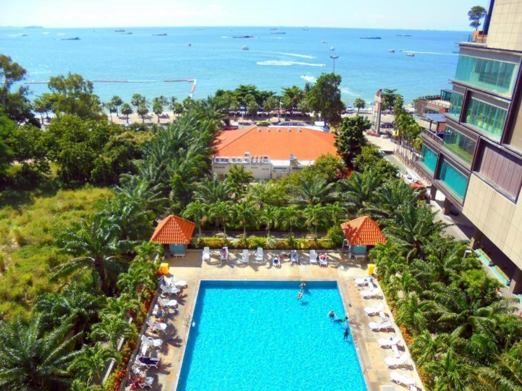 View Talay 6 Pattaya Beach By Anatolia Condo Suite Buitenkant foto