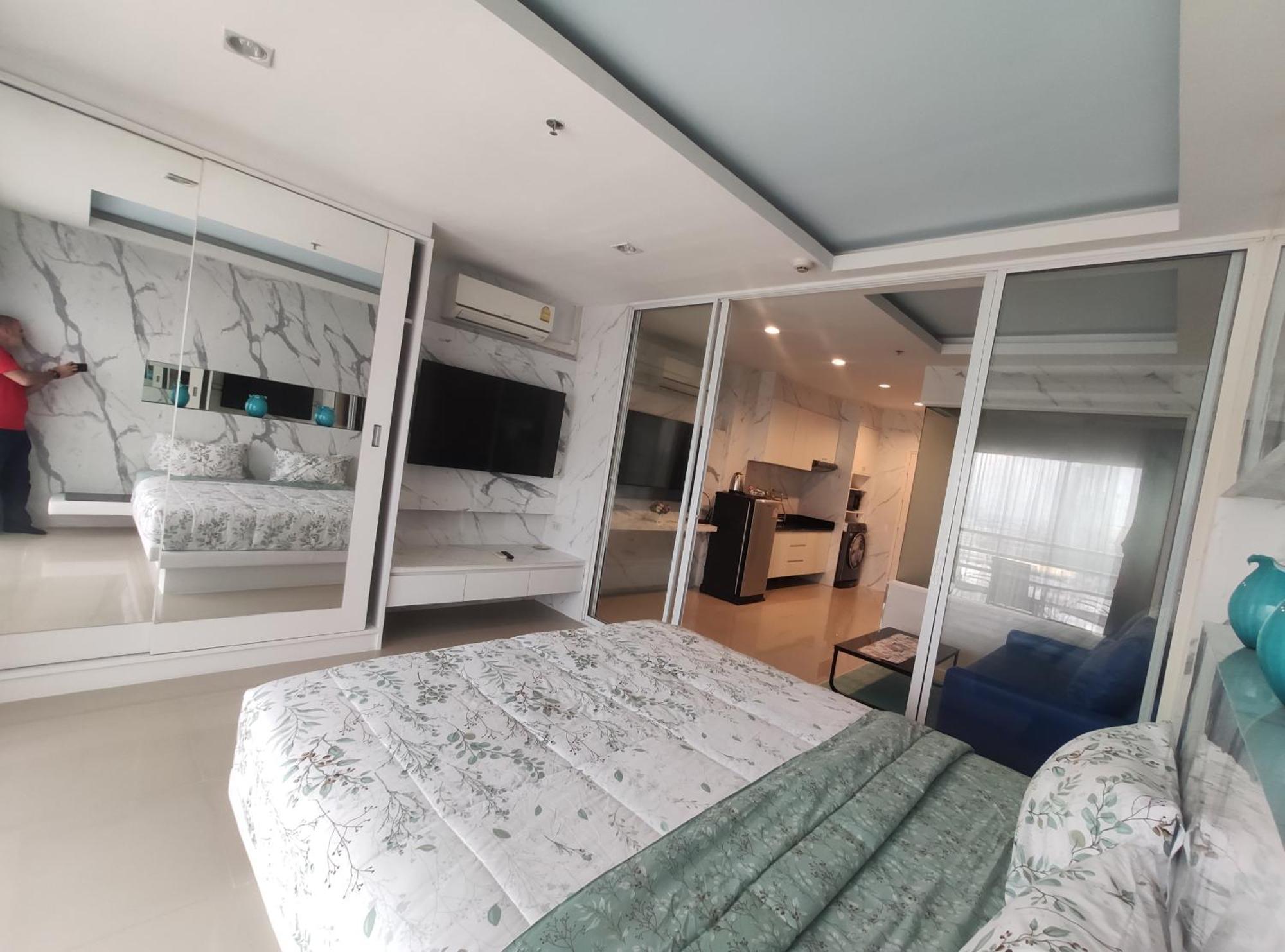 View Talay 6 Pattaya Beach By Anatolia Condo Suite Buitenkant foto