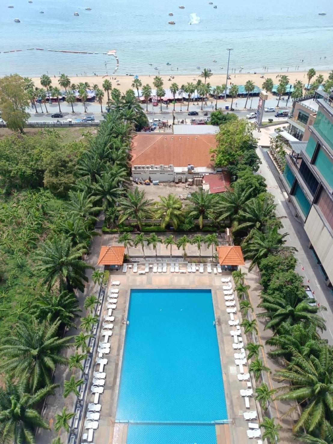 View Talay 6 Pattaya Beach By Anatolia Condo Suite Buitenkant foto