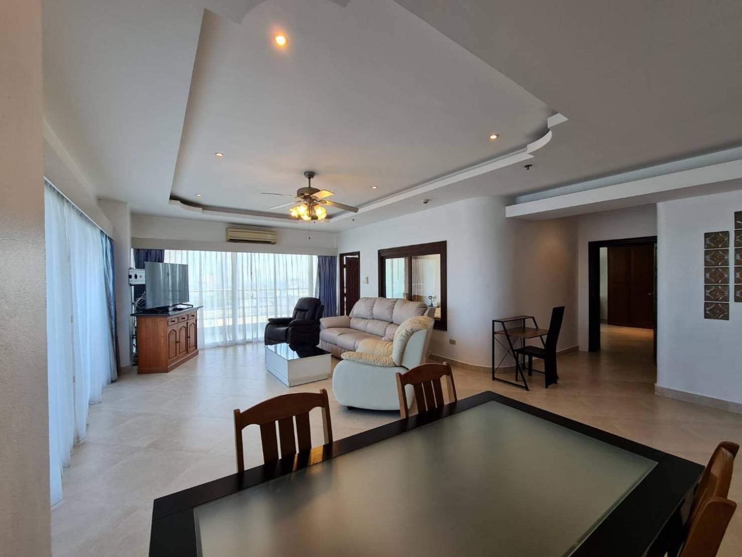 View Talay 6 Pattaya Beach By Anatolia Condo Suite Buitenkant foto