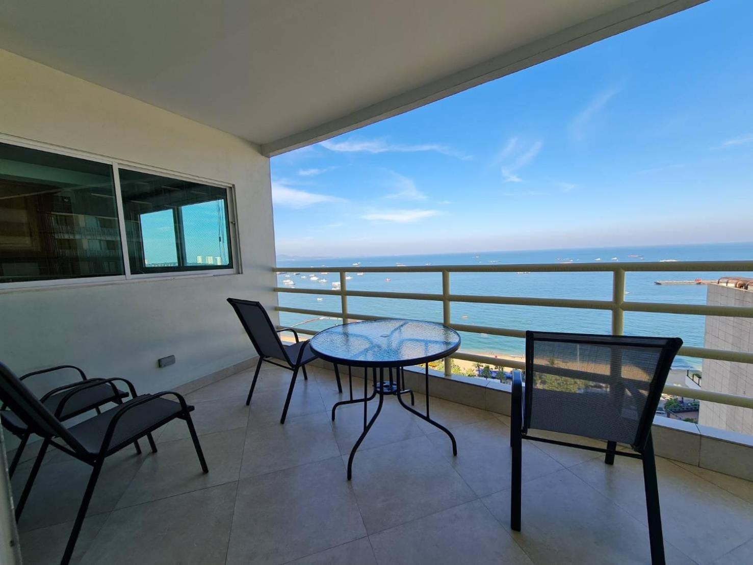 View Talay 6 Pattaya Beach By Anatolia Condo Suite Buitenkant foto